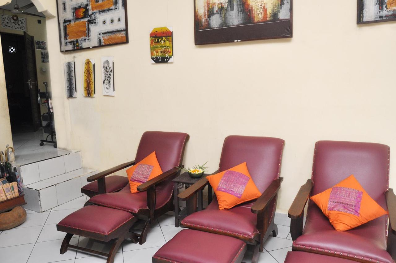 Astiti Guest House Salon And Spa Ubud  Bagian luar foto